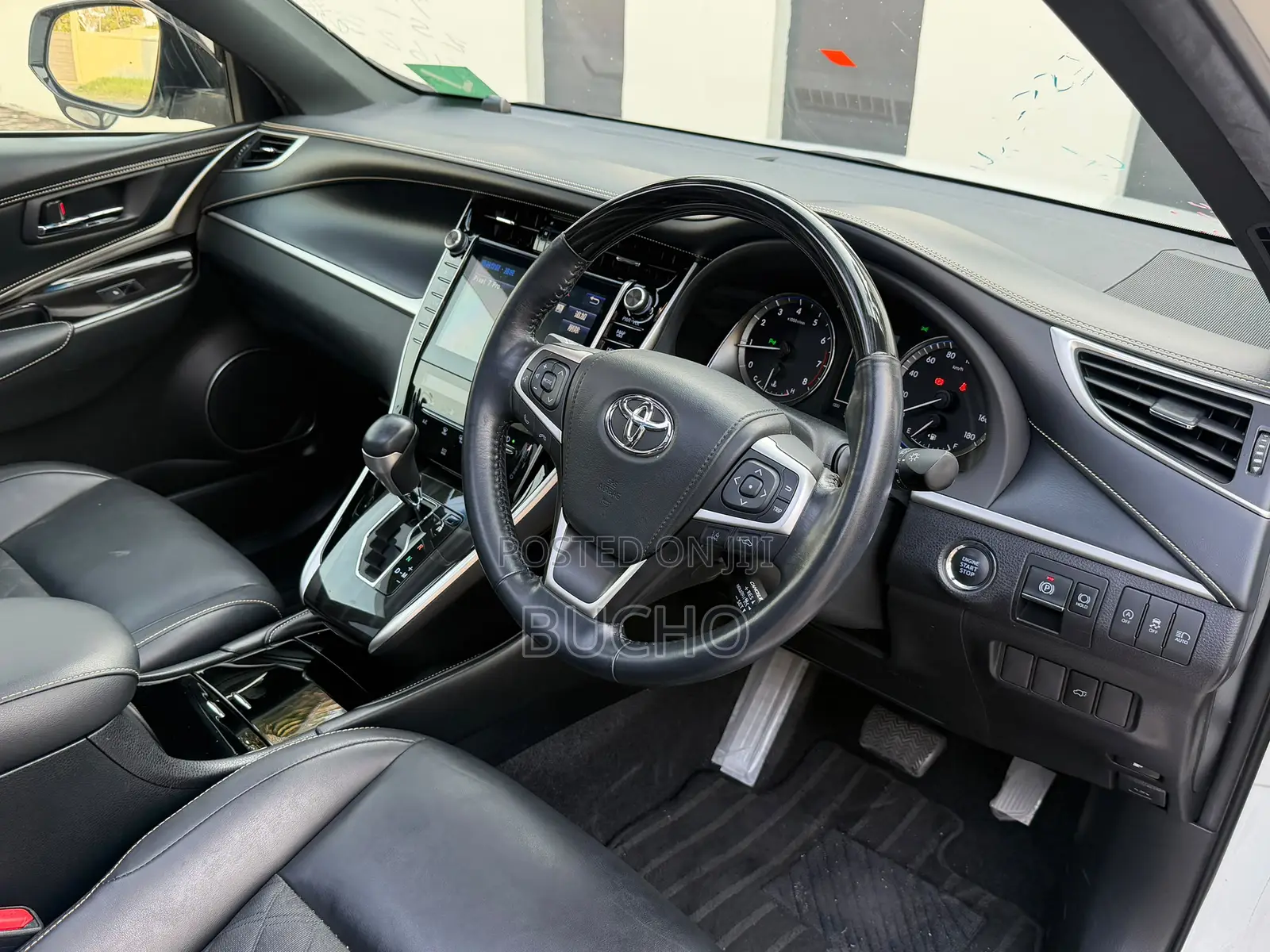 Toyota Harrier 2018 White