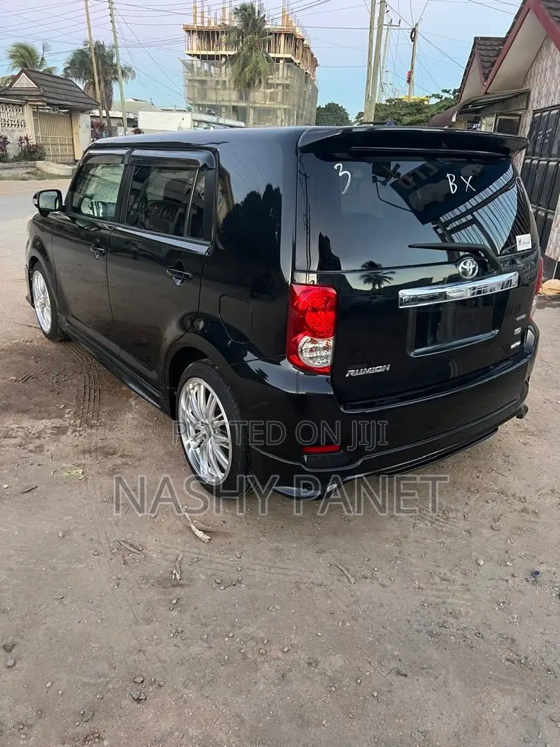 Toyota Corolla Rumion 2009 Black