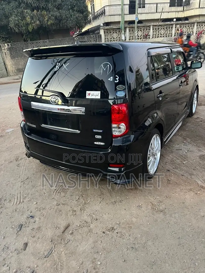Toyota Corolla Rumion 2009 Black