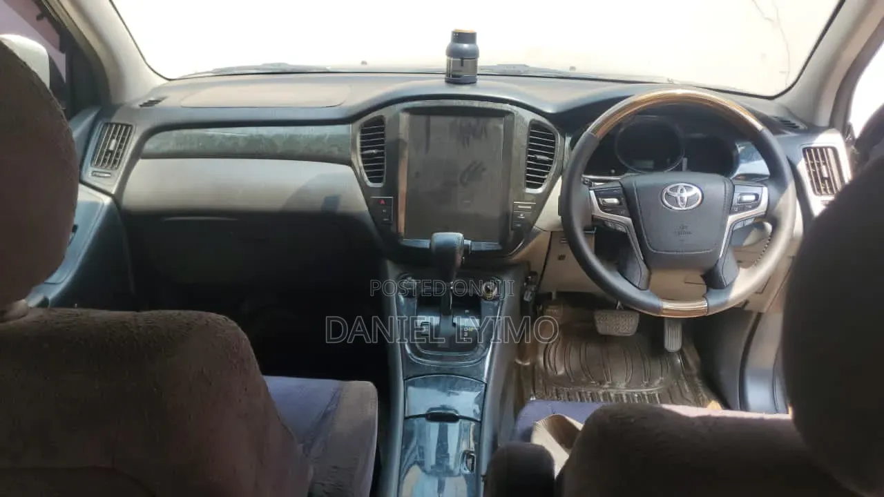 Toyota Kluger 2005 Gray
