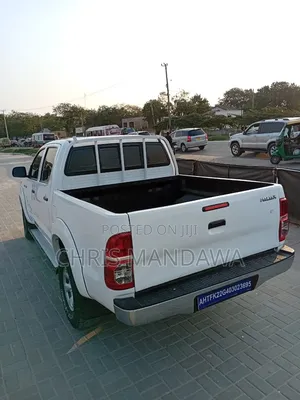 Toyota Hilux 2007 White