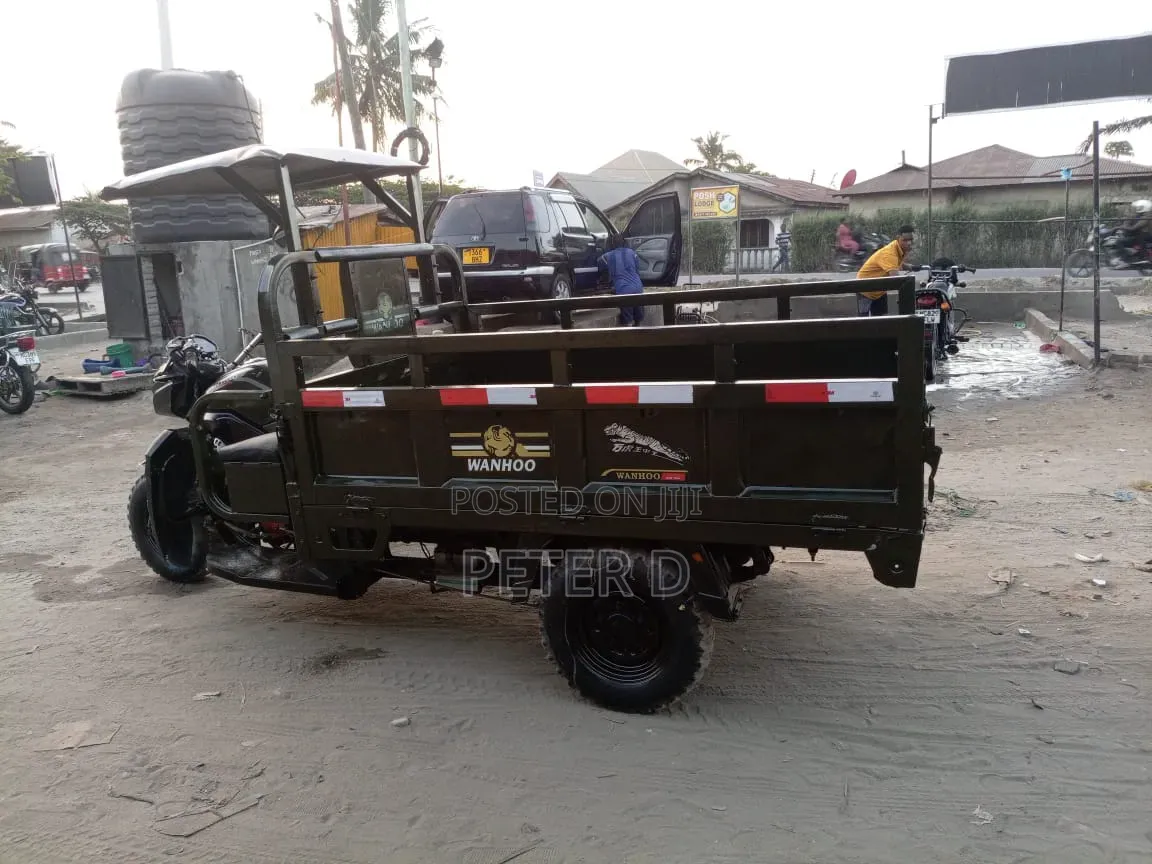 TVS King Cargo 2025 Green