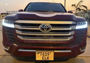 Toyota Land Cruiser 2016 Maroon