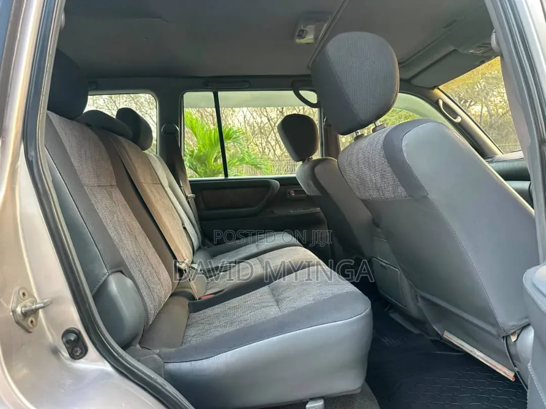 Toyota Land Cruiser 2007 Silver