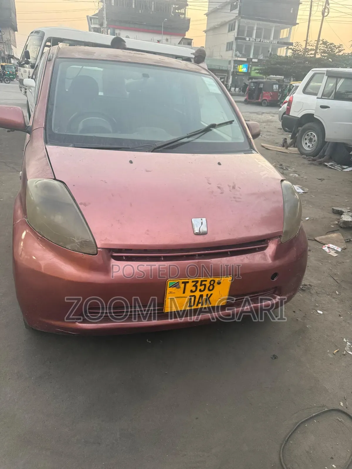 Toyota Passo 2004 Red