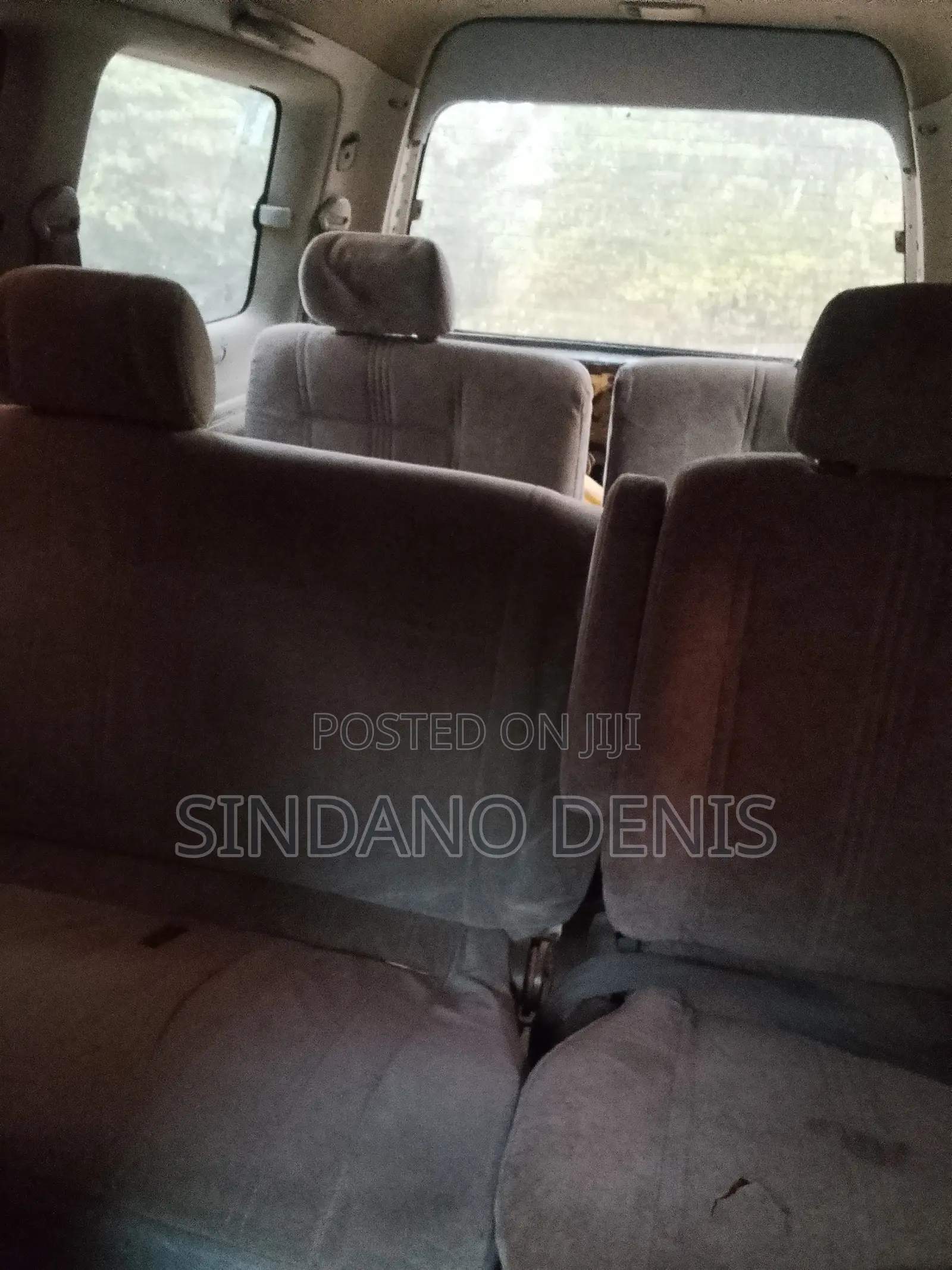 Toyota Noah 2.0 AWD (8 Seater) 2002 Silver