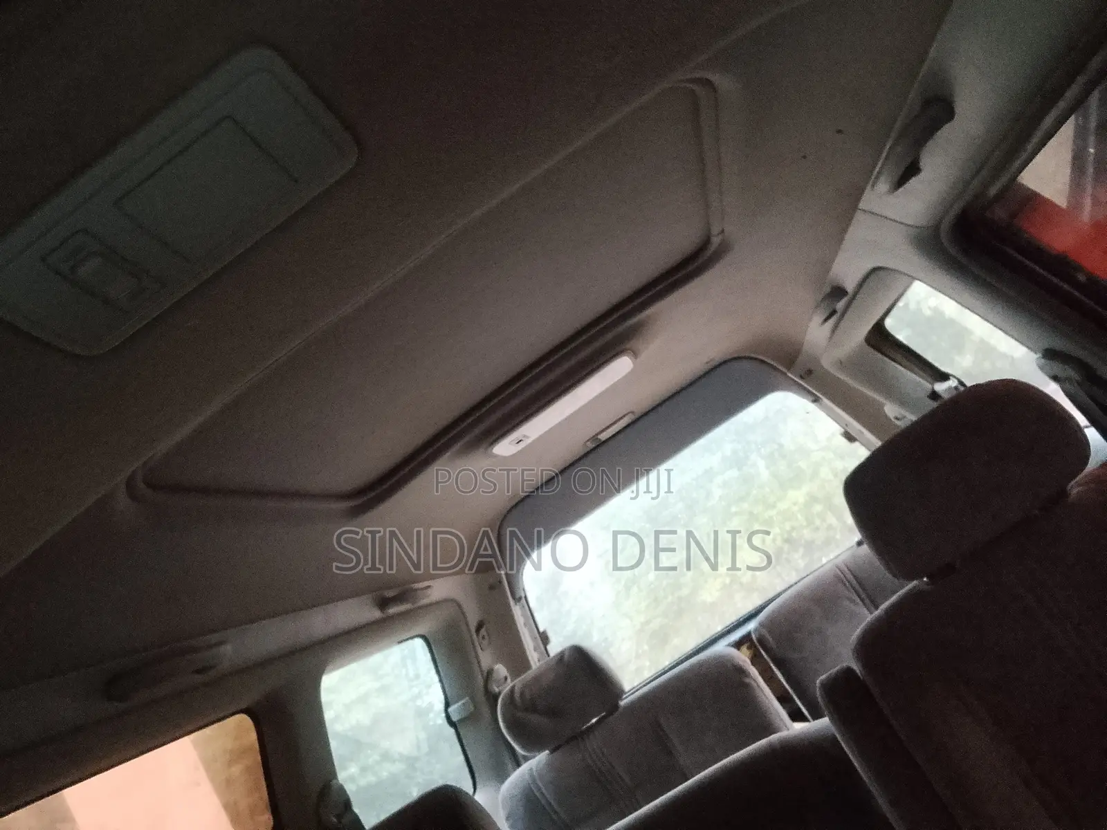 Toyota Noah 2.0 AWD (8 Seater) 2002 Silver