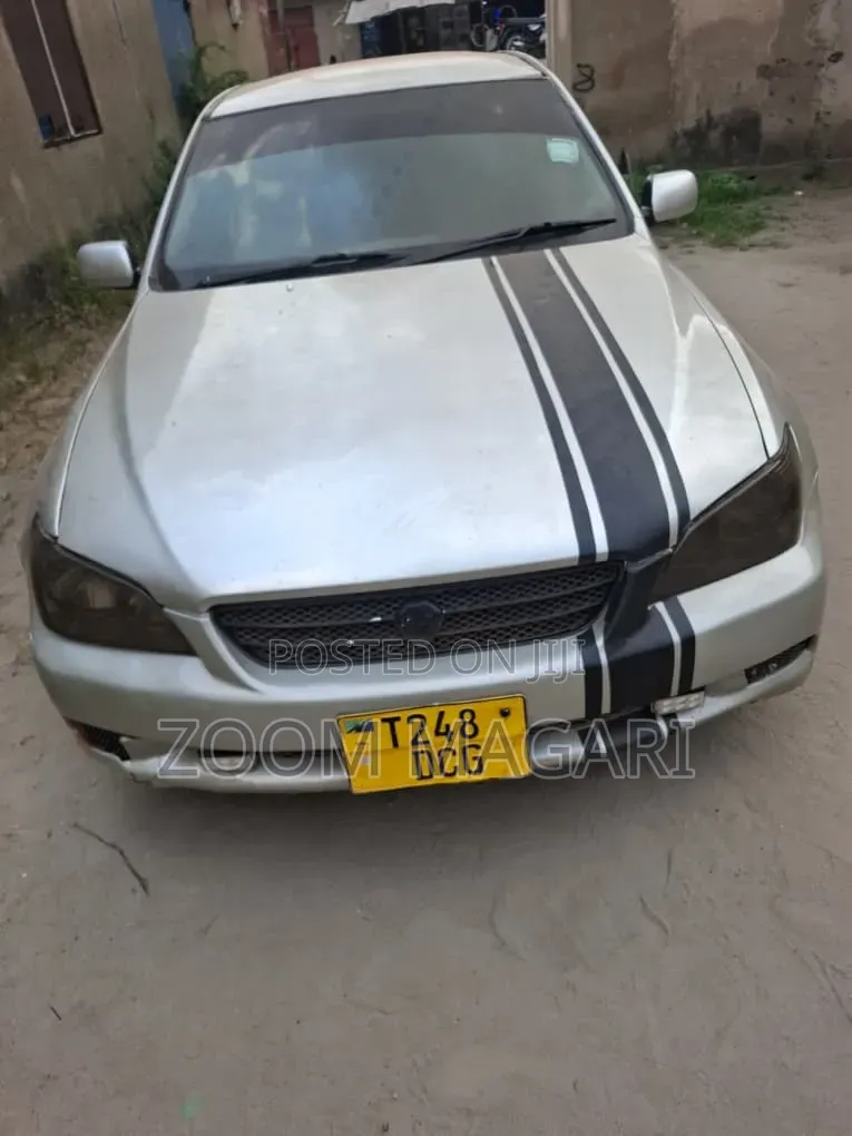 Toyota Altezza 2004 Silver