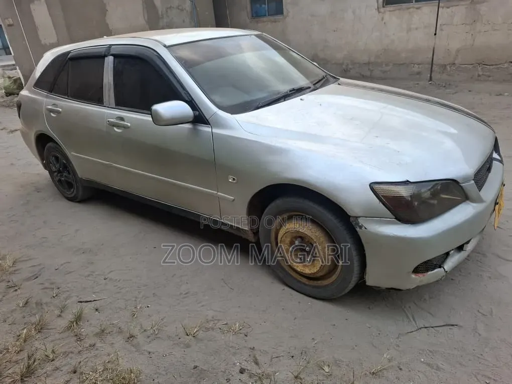 Toyota Altezza 2004 Silver