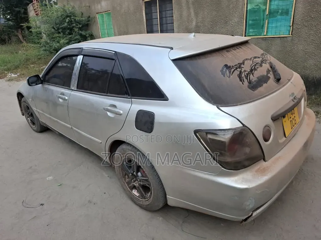 Toyota Altezza 2004 Silver