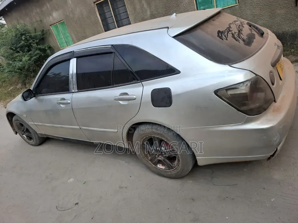 Toyota Altezza 2004 Silver