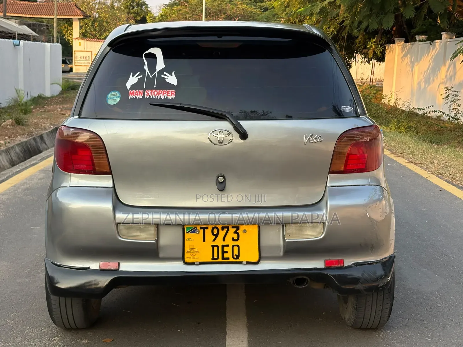 Toyota Vitz 2003 Silver