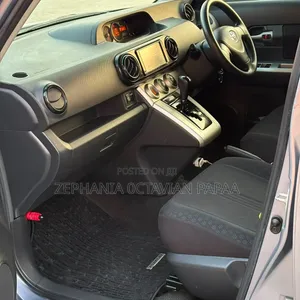 Toyota Corolla Rumion 2009 Blue