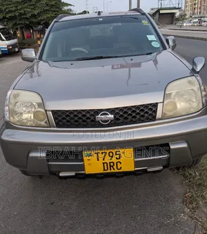 Nissan X-Trail 2002 Gray