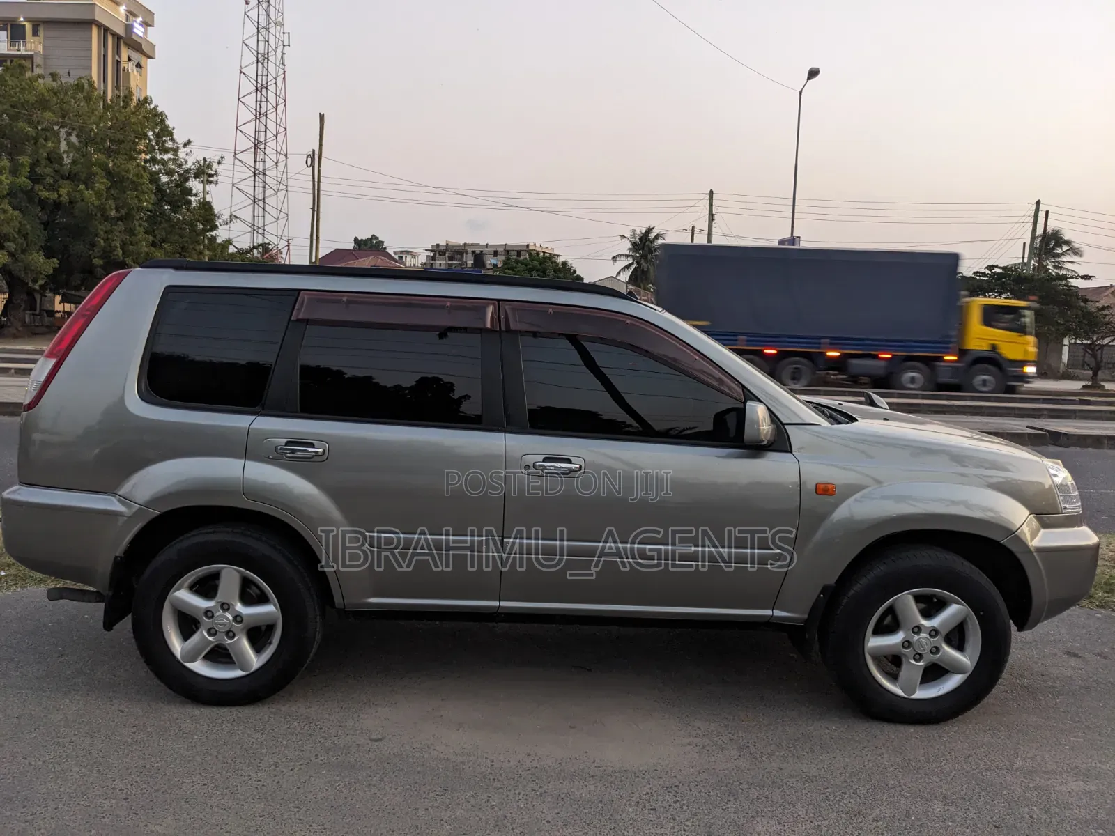 Nissan X-Trail 2002 Gray