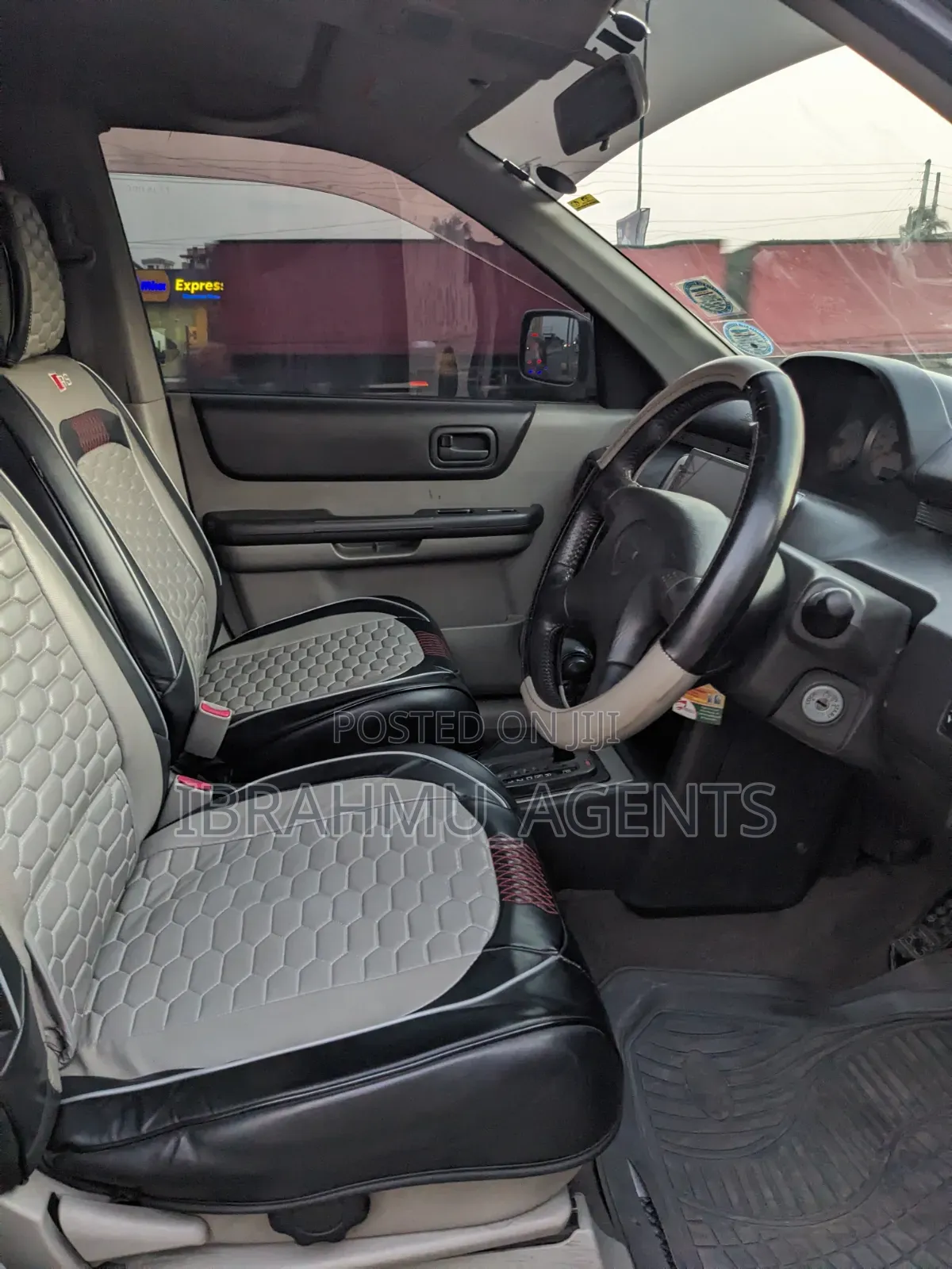 Nissan X-Trail 2002 Gray