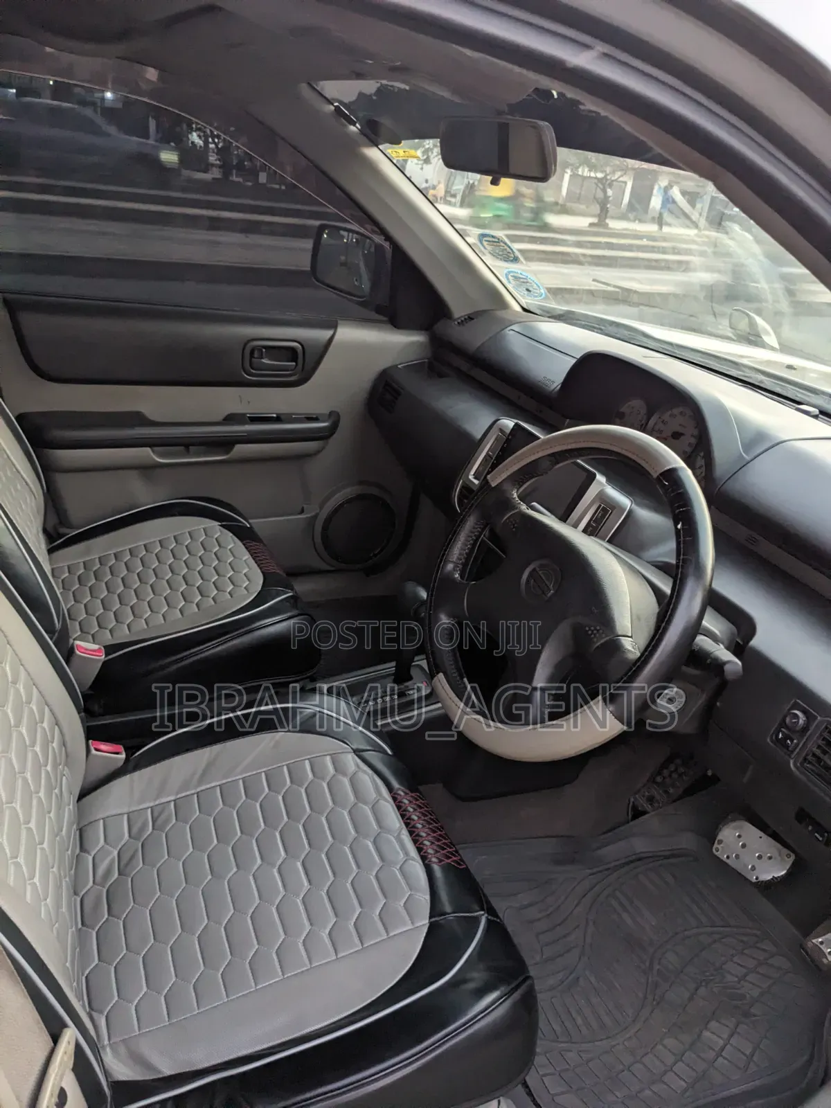 Nissan X-Trail 2002 Gray