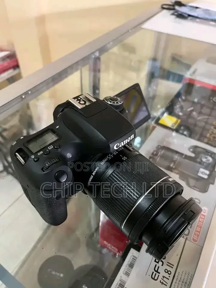 Canon 760d With Lens