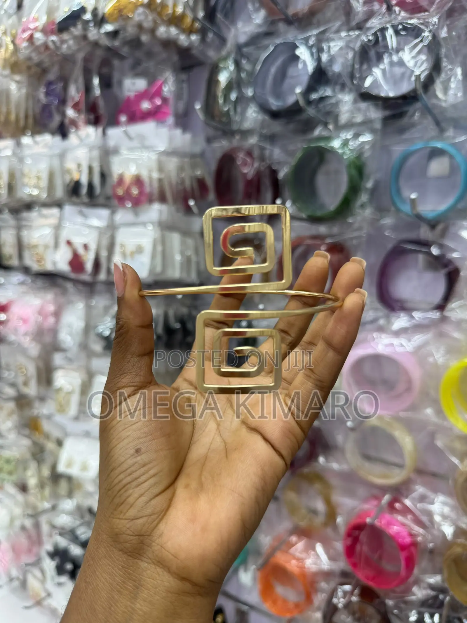 MegarStores
