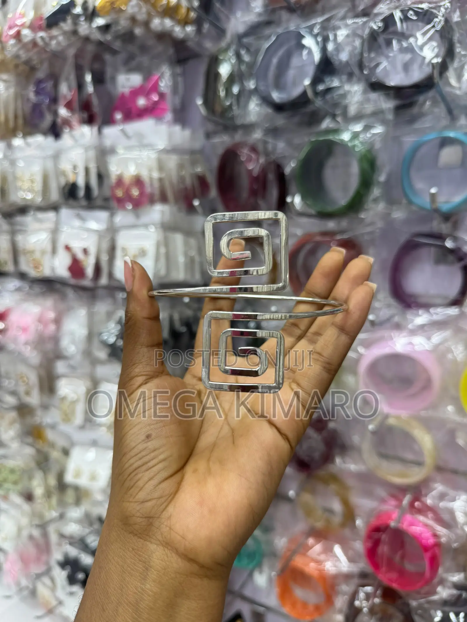 MegarStores