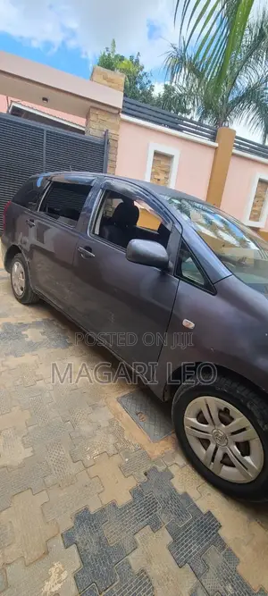 Toyota Wish 2012 Gray
