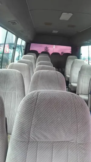 Toyota Coaster 2002