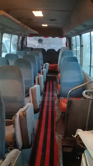 Toyota Coaster 2004
