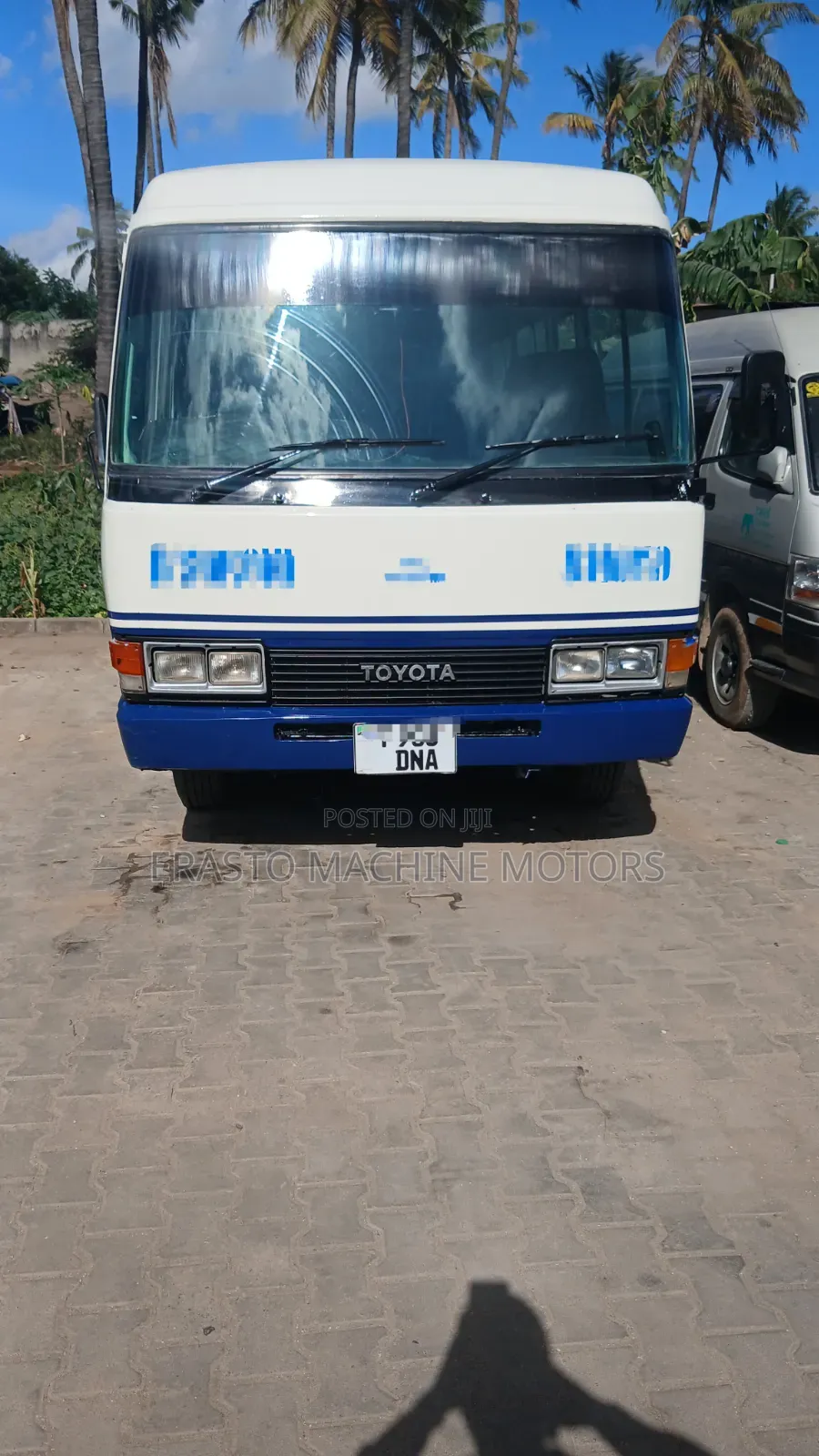 Toyota Coaster 1999