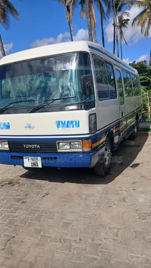 Toyota Coaster 1999