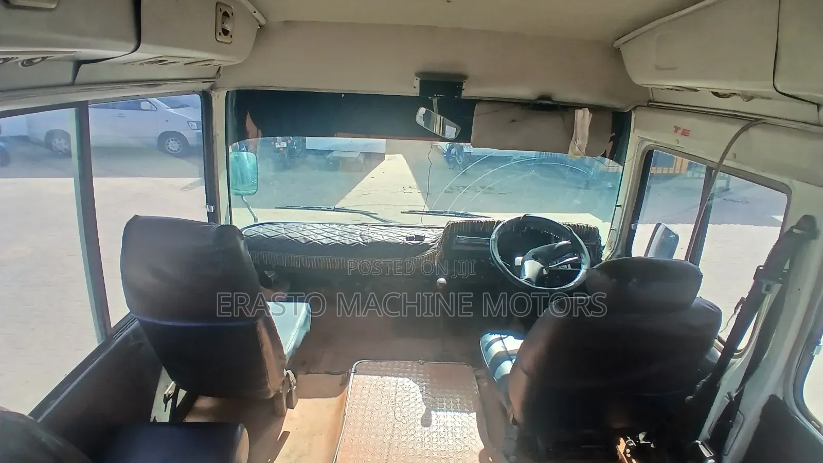 Toyota Coaster 1999