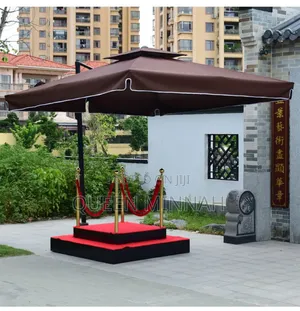Cantilever (Offset) Umbrella Design