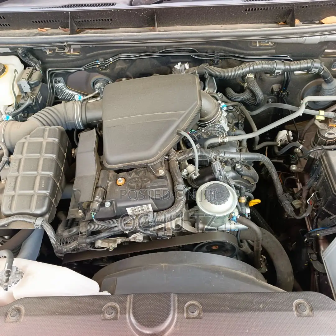 Toyota Land Cruiser Prado 2023 Gray