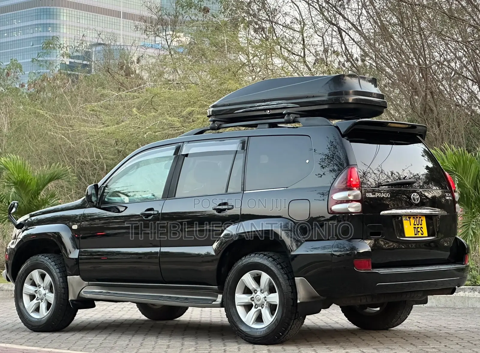 Toyota Land Cruiser Prado 2005 Black