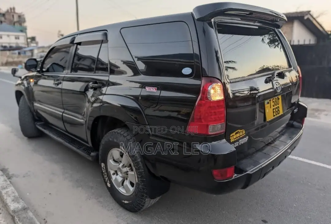 Toyota Hilux Surf 2.7 SSR 2008 Black
