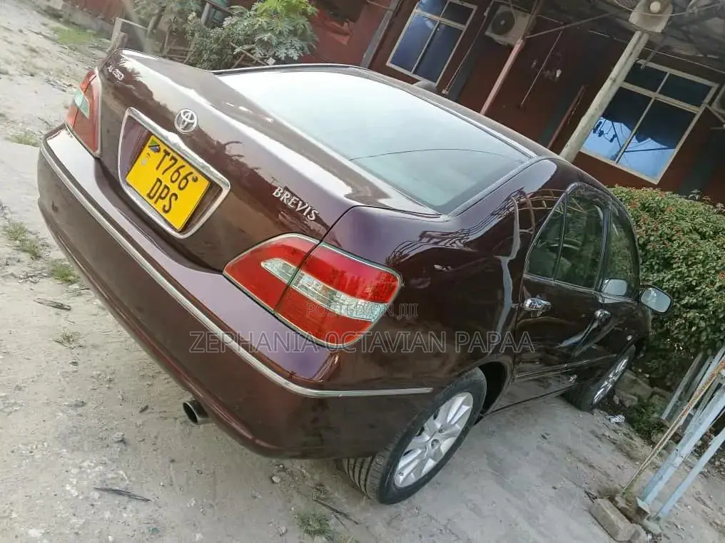 Toyota Brevis 2004 Maroon