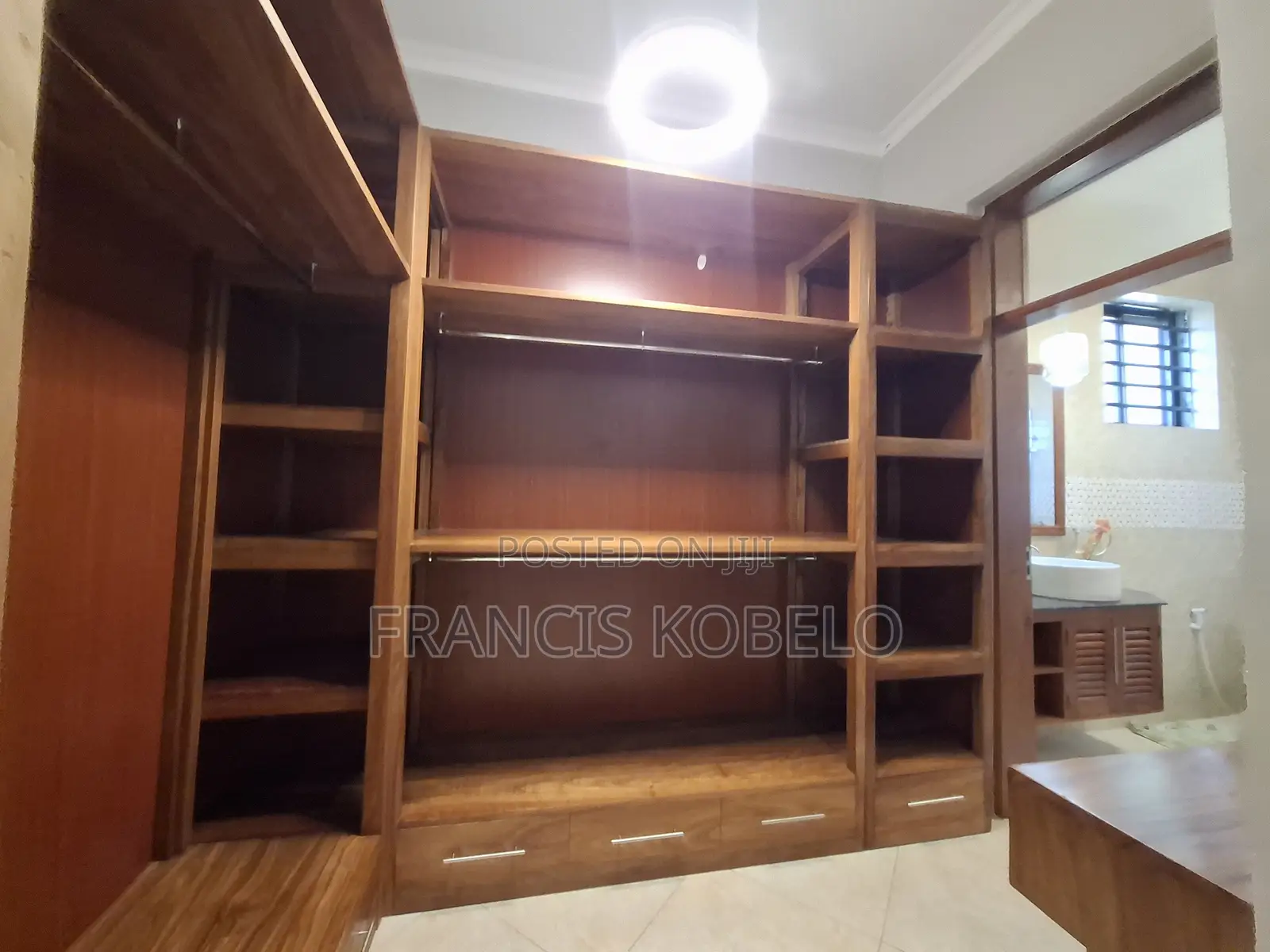 Furnished 4bdrm Villa in Oyster Bay for rent