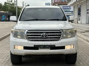 Toyota Land Cruiser 2008 White