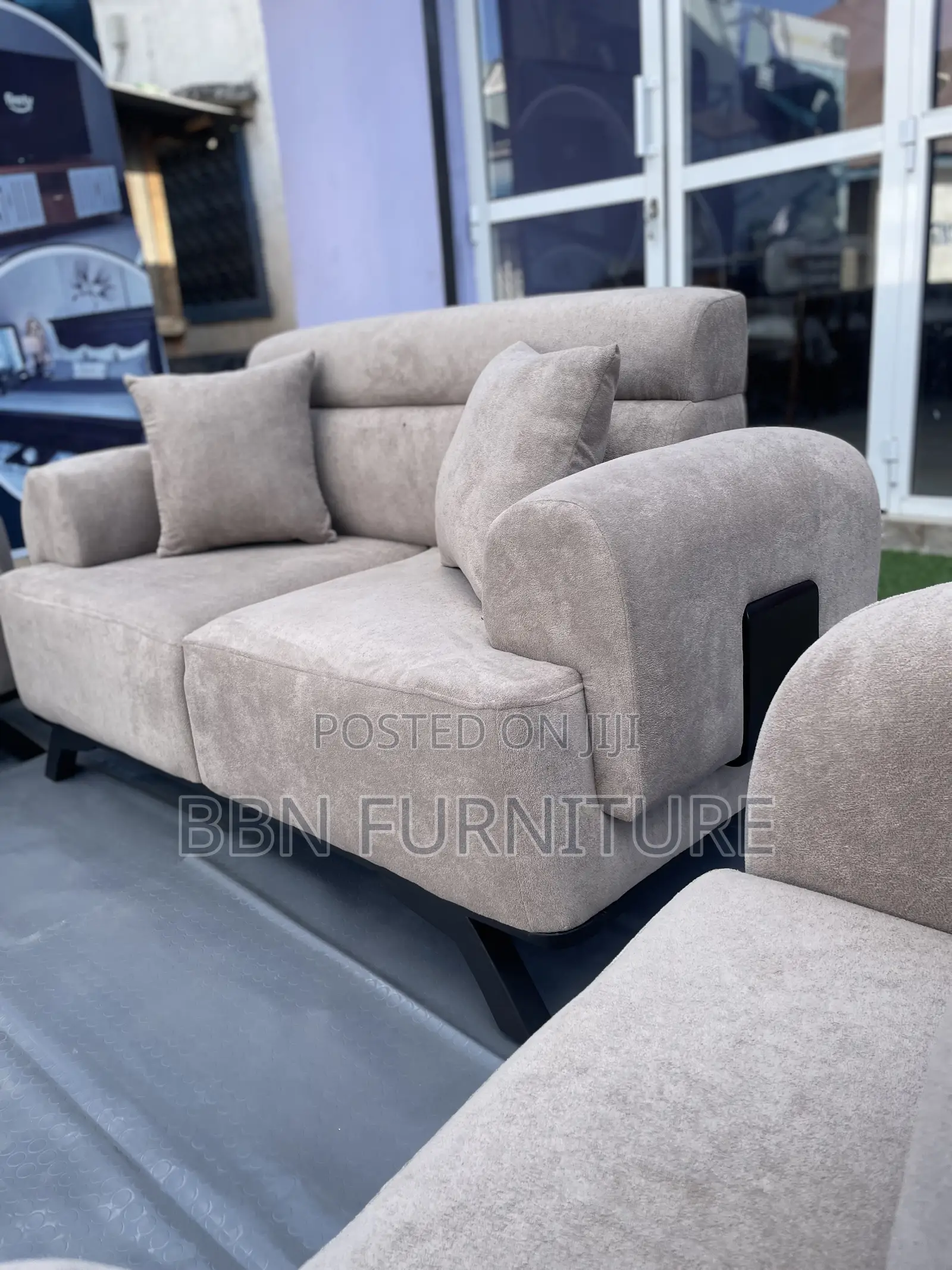 Modern; Sofa  Set 7 Seaters