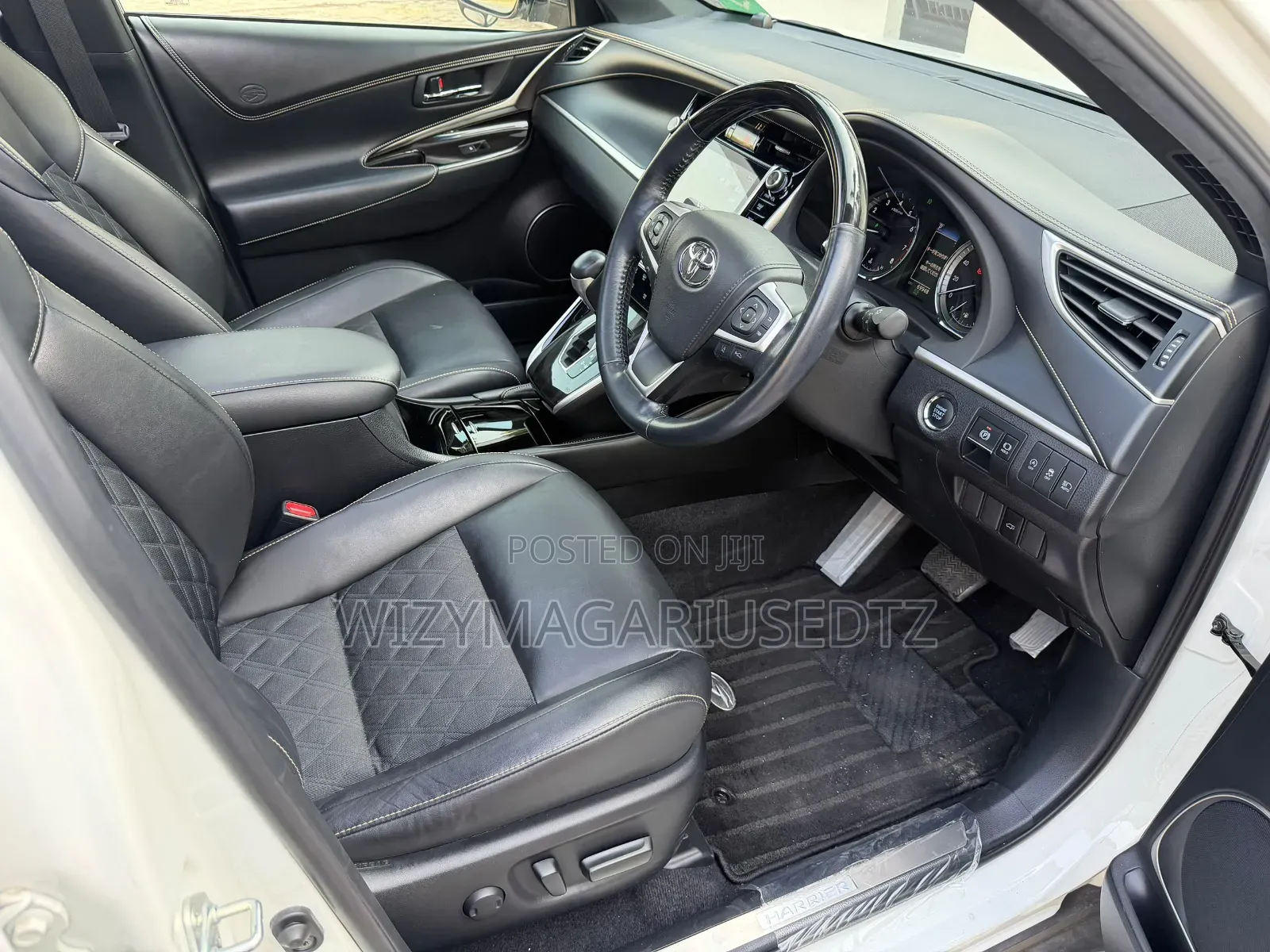 Toyota Harrier 2018 Off white