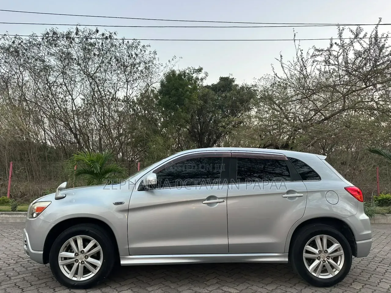 Mitsubishi RVR 2010 Silver