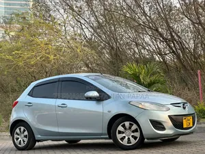 Mazda Demio 2012 Silver