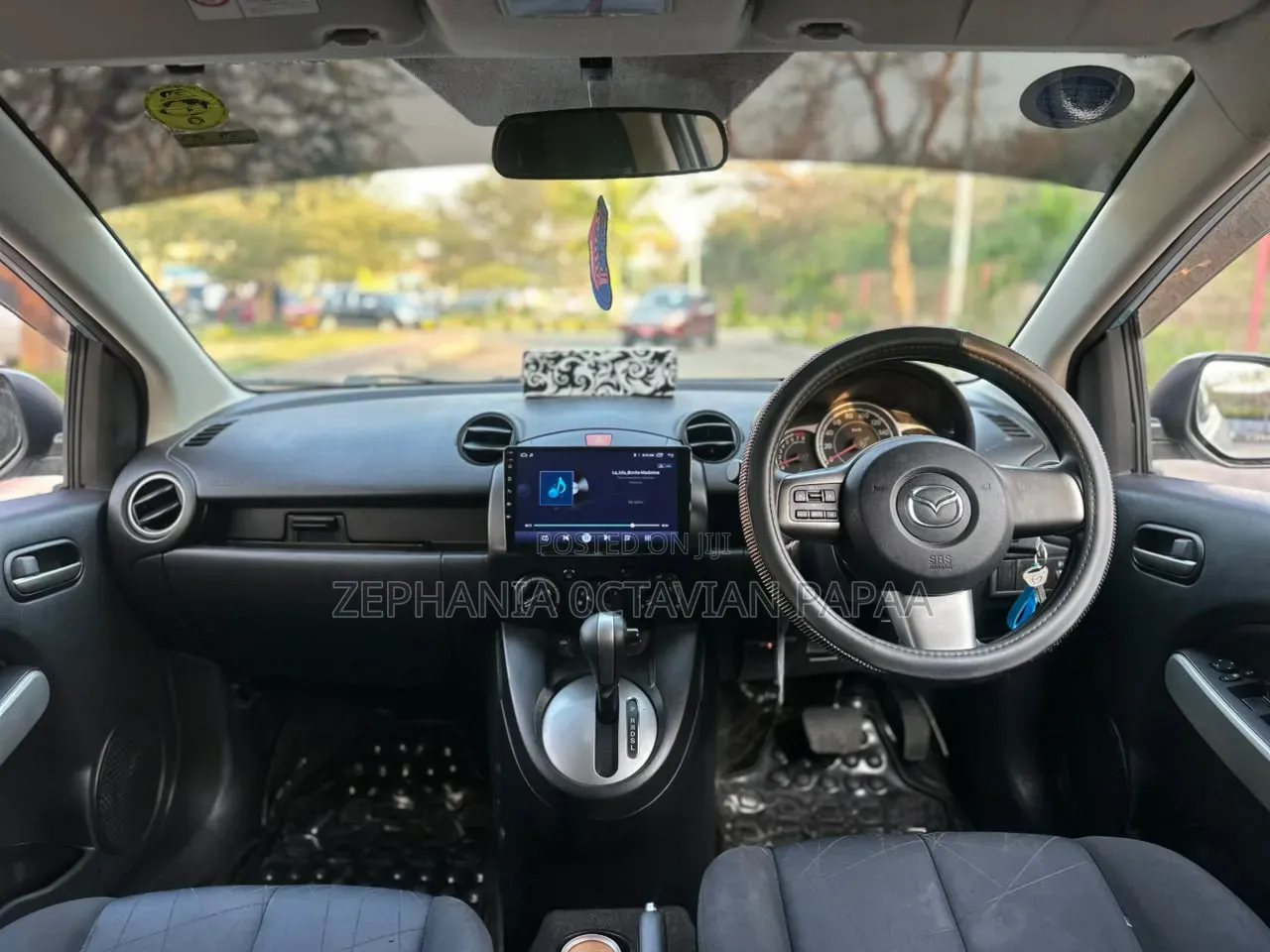 Mazda Demio 2012 Silver