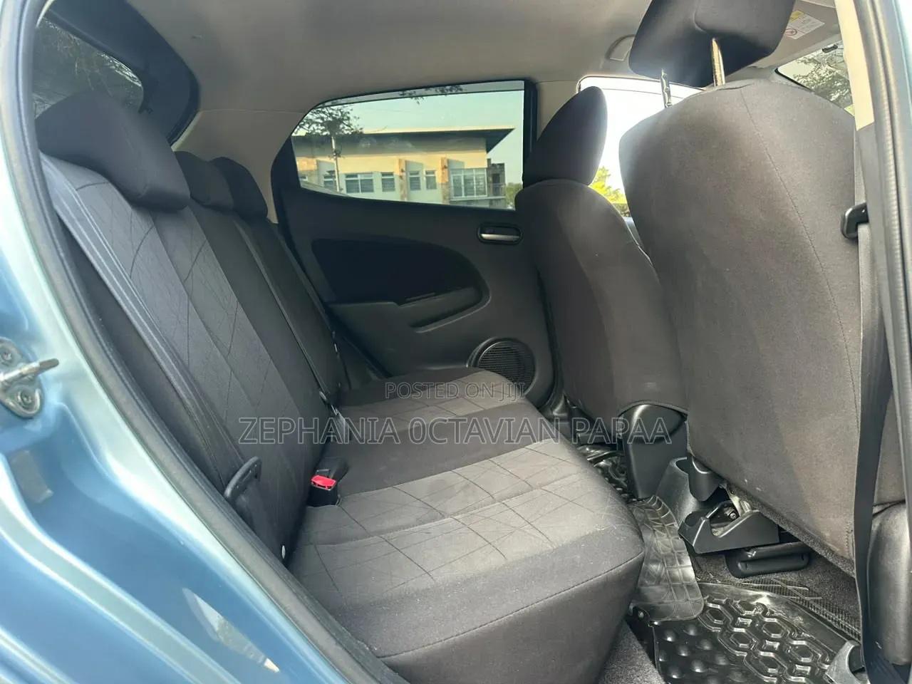 Mazda Demio 2012 Silver