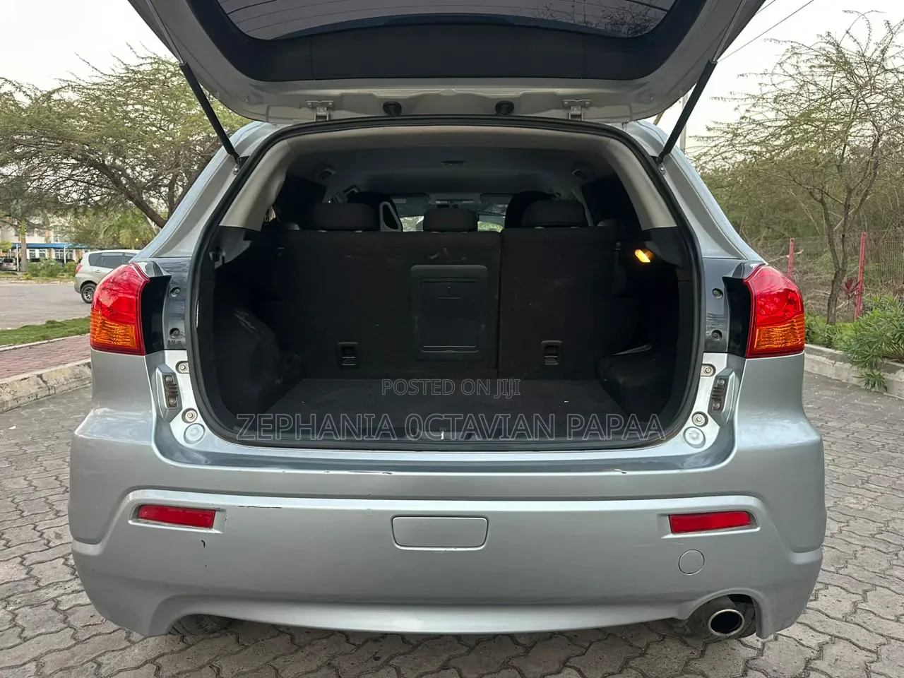 Mazda Demio 2012 Silver