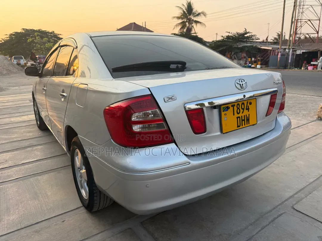 Toyota Premio 2006 Silver
