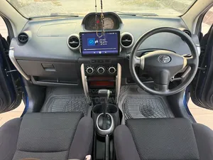 Toyota IST 2004 Blue
