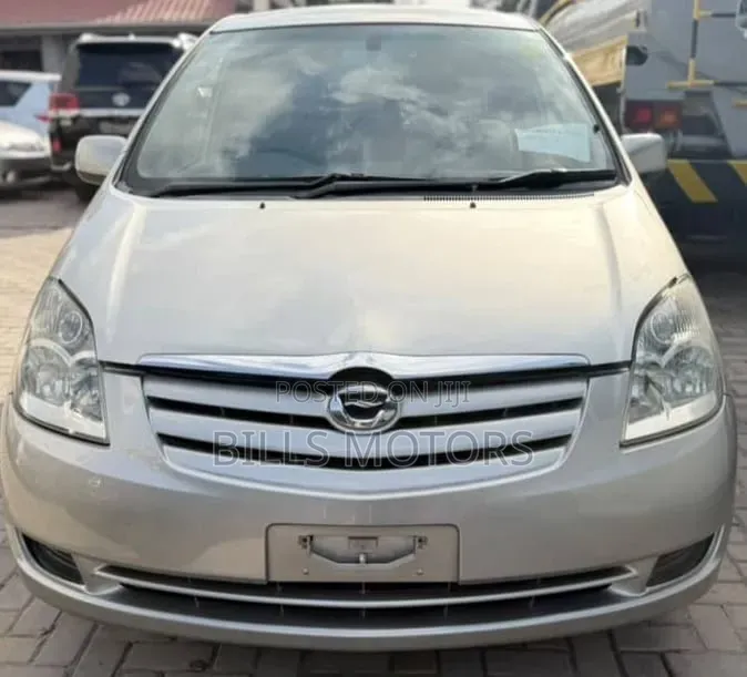 Toyota Corolla Spacio 2006 Gray