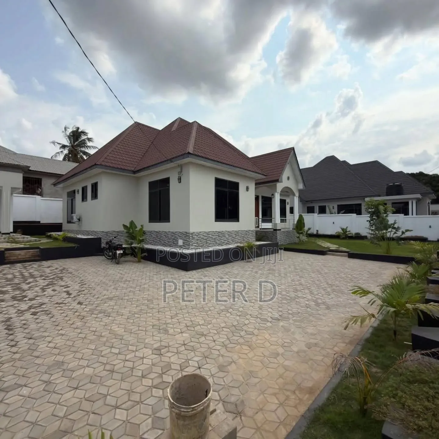 4bdrm House in Goba for sale