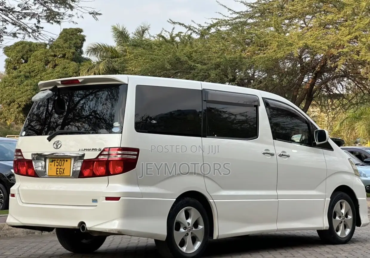 Toyota Alphard 2007 White