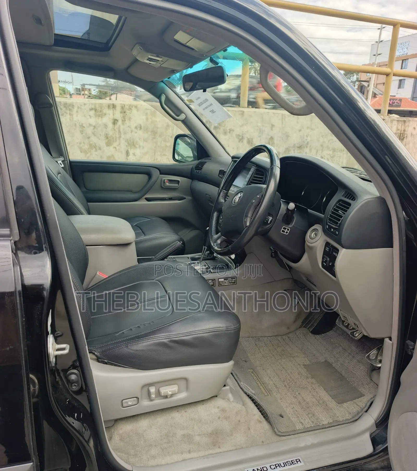 Toyota Land Cruiser 2006 Black